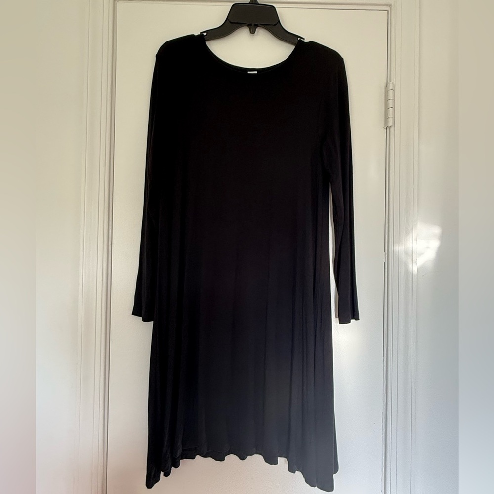 Old Navy Classic Black Long Sleeve Dress